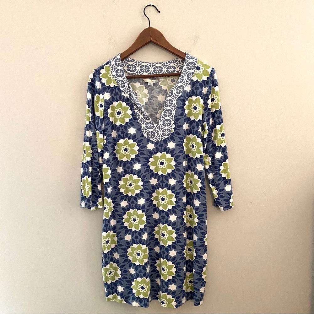 Boden v-front jersey shift dress. Floral lime & blue on white background Size 14